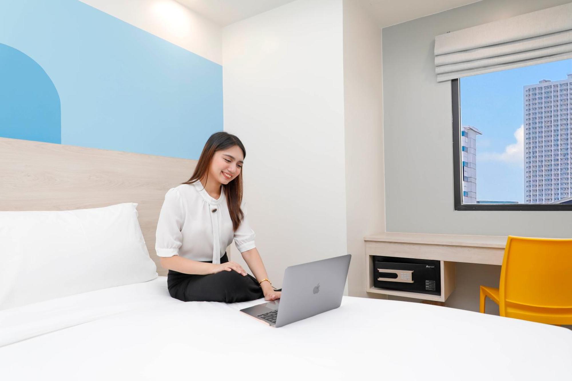 Hop Inn Hotel North Edsa Кесон-Сити Экстерьер фото